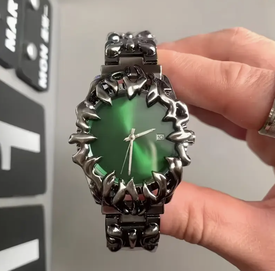 Frozen claw watch