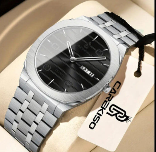 Gucci Double-Date Coin Watch