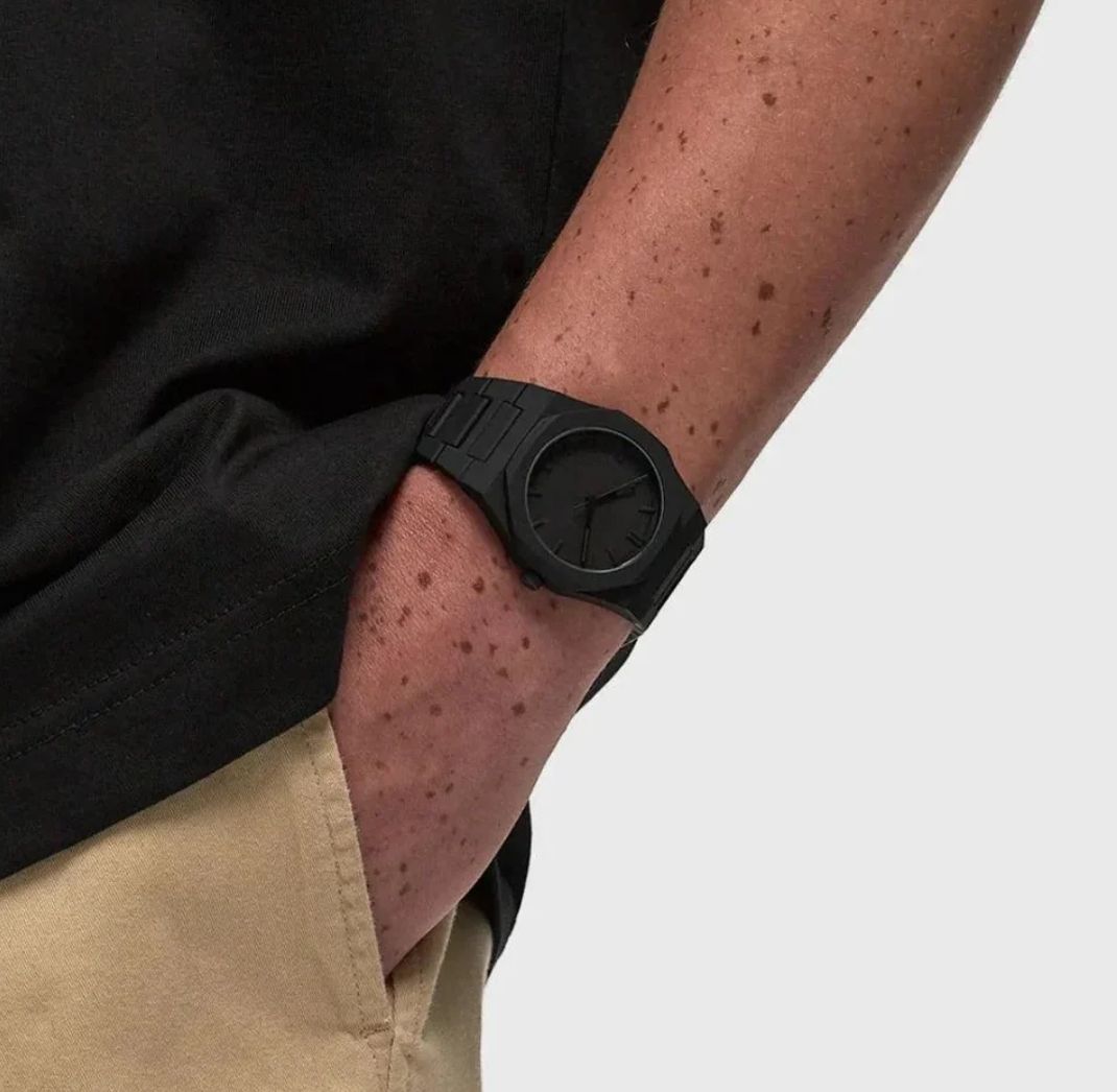 Matte-black Roman Watch